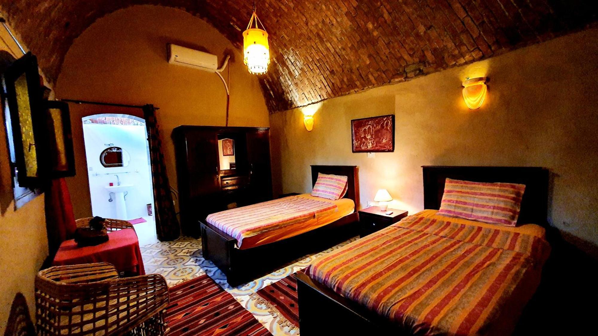 Scorpion House Luxor Hotel Bagian luar foto